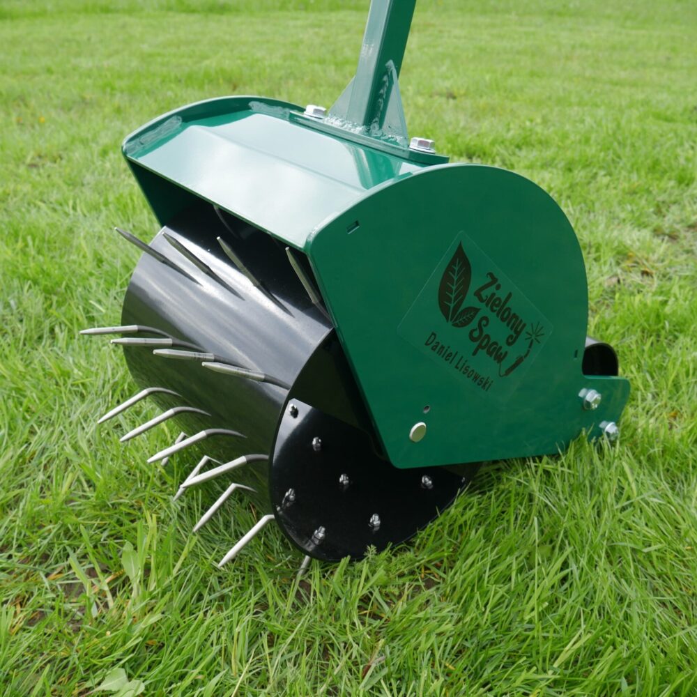 Walec z kolcami do aeracji